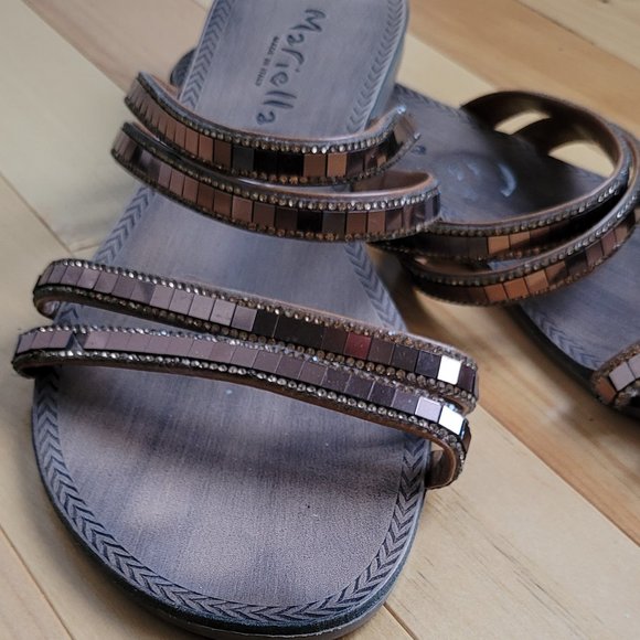 Sandals - Picture 3 of 6